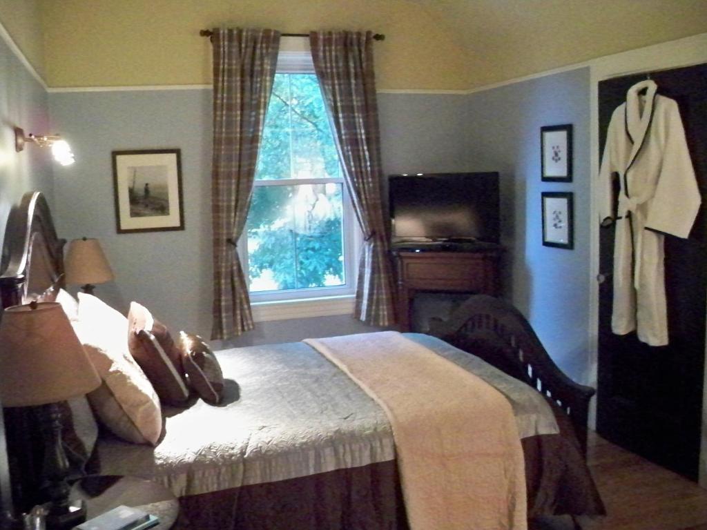 Quartermain House Bed & Breakfast Fredericton Room photo